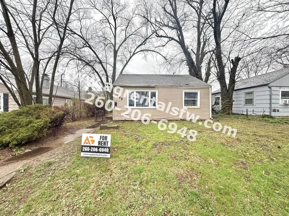 1322 Fay Dr, Fort Wayne, IN 46807