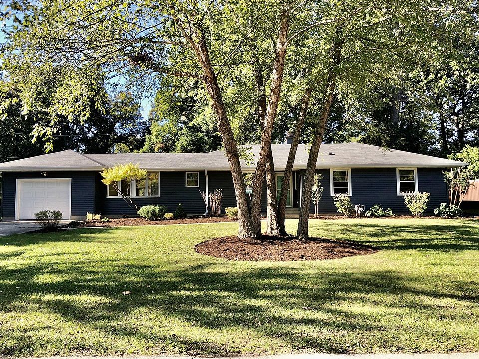 1st image of 809 Lawnwood Ave