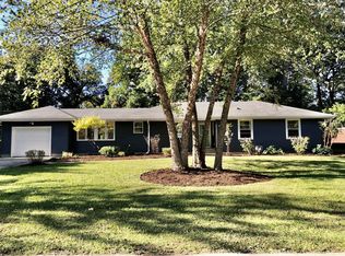 809 Lawnwood Ave, Dekalb, IL 60115