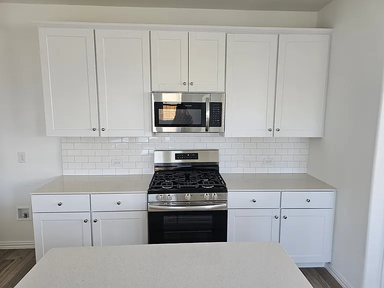 2406 Bold Venture Dr — Photo 7