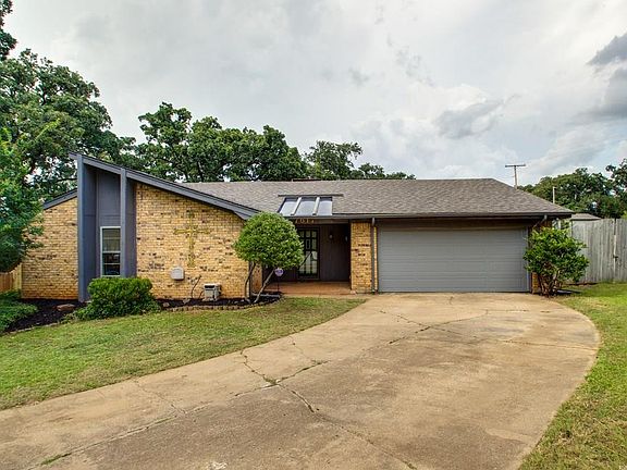 3rd image of 7617 Ripple Creek Ct