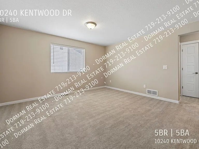10240 Kentwood Dr — Photo 21