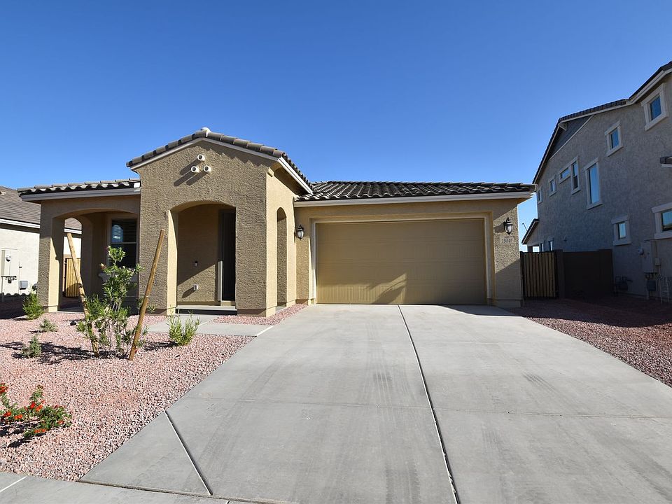 1st image of 19841 W Verde Ln