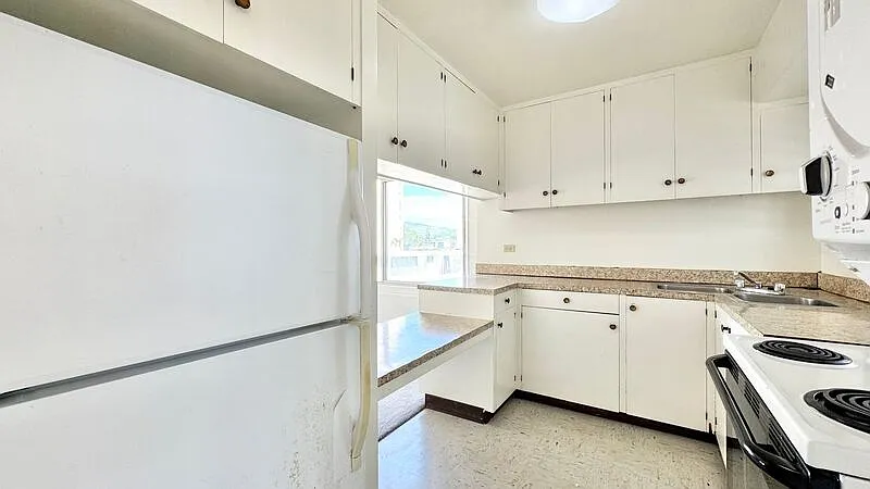 Studio, 1.0 bath, 570 sqft, $1,400 — Photo 4