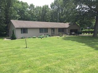 7772 W Applewood Dr, La Porte, IN 46350
