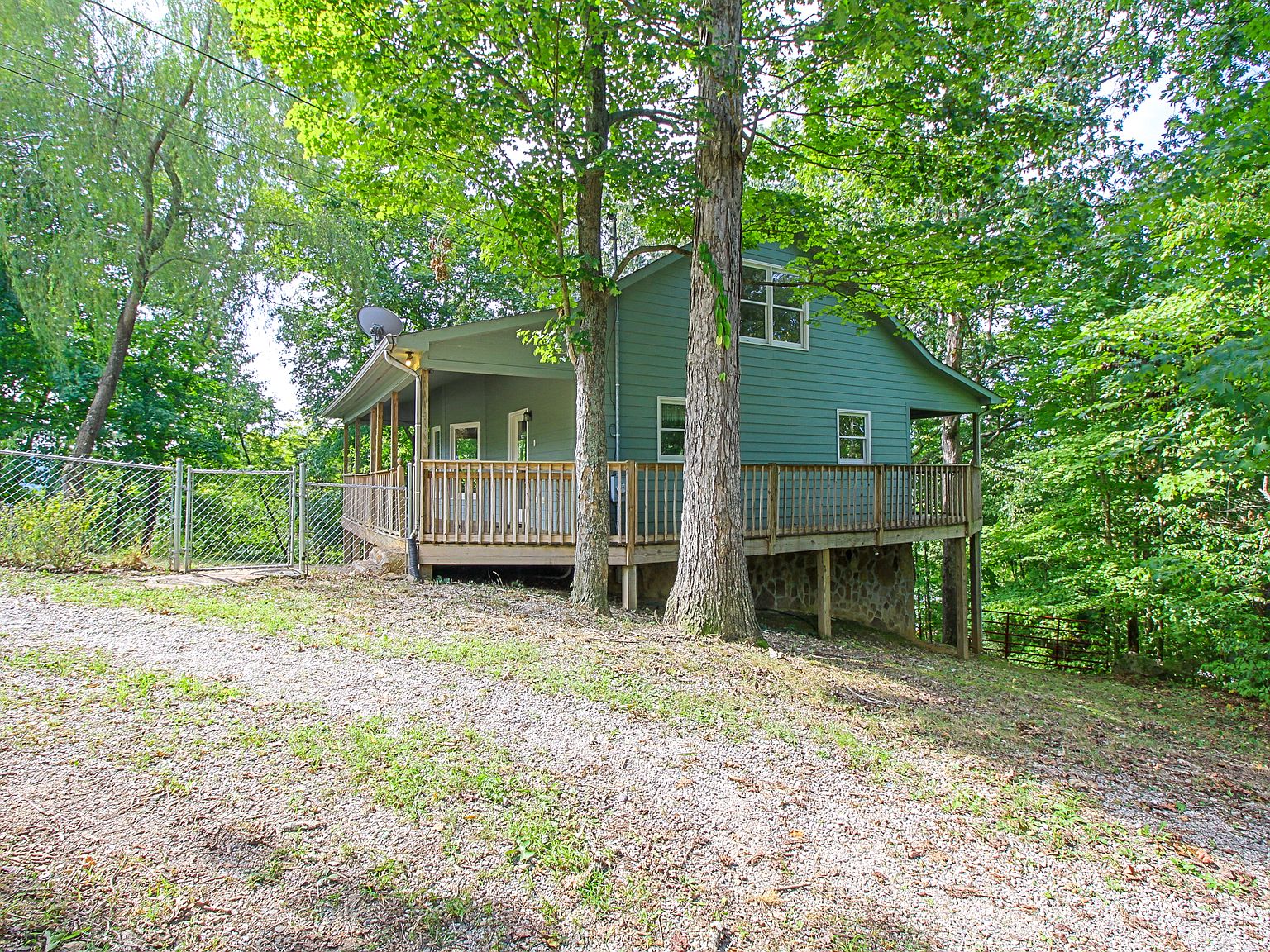 255 Clear Lake Dr, Jacksboro, TN 37757 Zillow