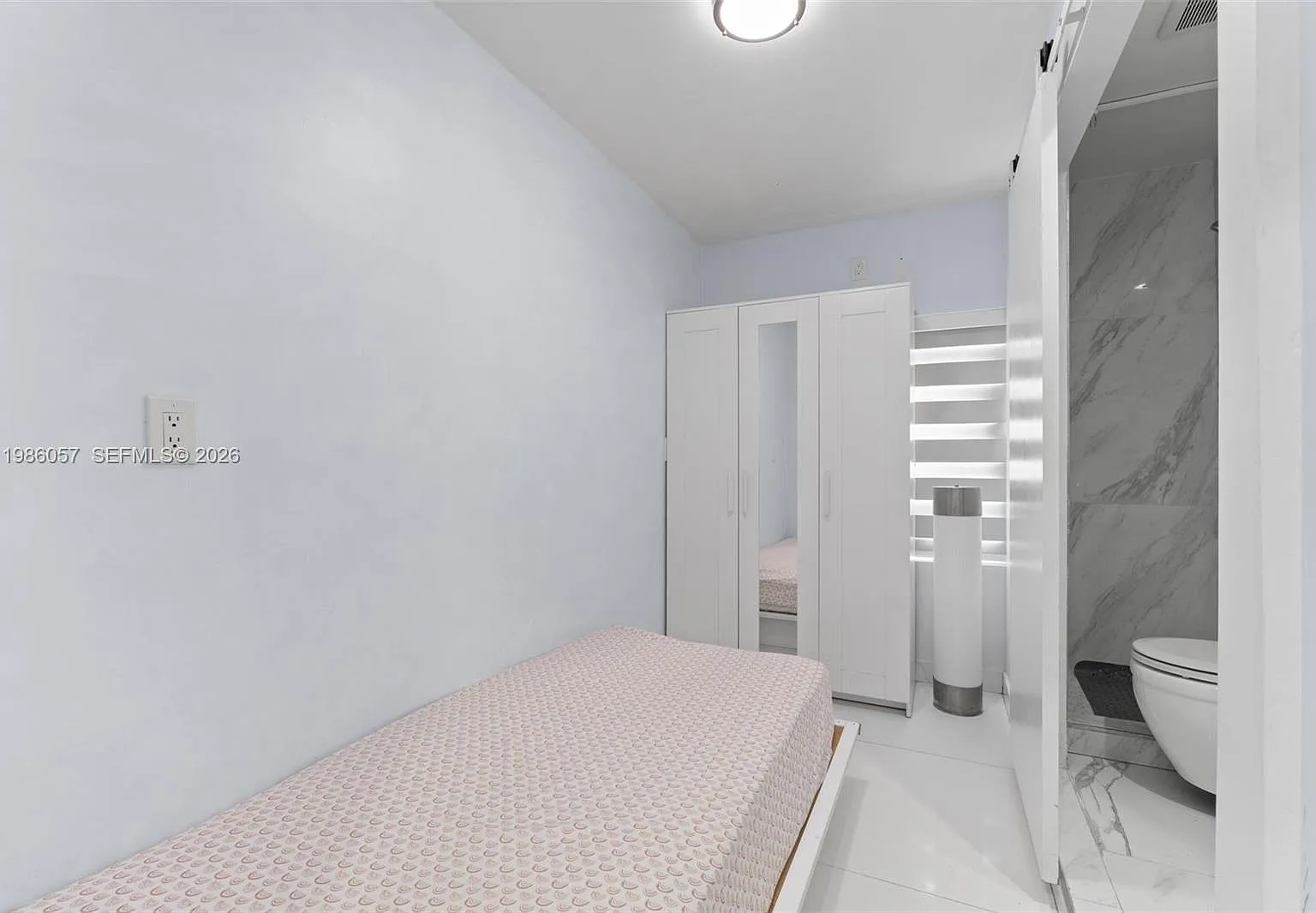 3 bed, 2.0 bath, $3,000 — Photo 2