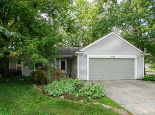 26085 Superior Rd, Taylor, MI 48180
