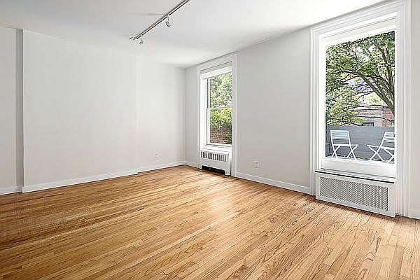 1st image of 148 W 88th St #5