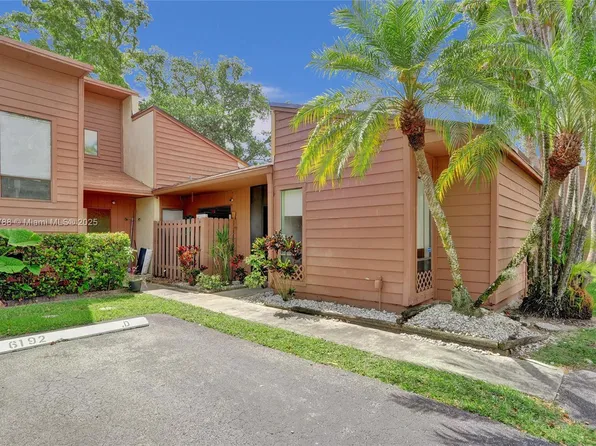 6192 Laurel Ln APT D, Tamarac, FL 33319