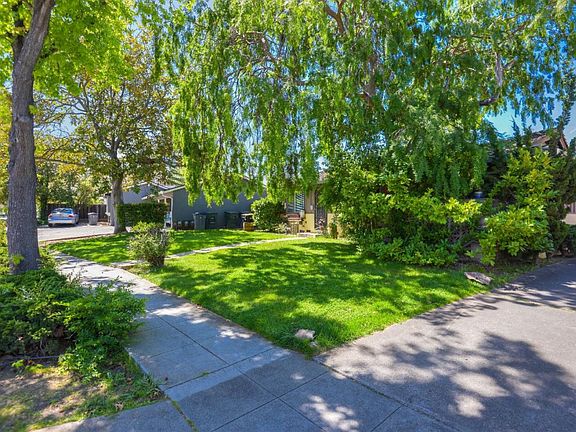 4th image of 1363 Kingfisher Way