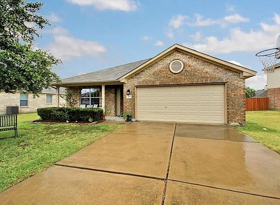 2nd image of 219 Hanstrom Dr