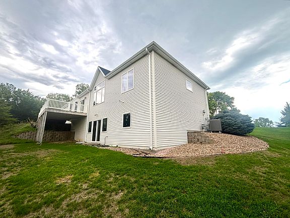 2nd image of 36 Red Fox Ln