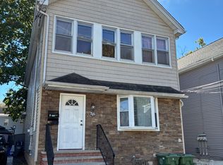 384 E 9th Ave FLOOR 2, Roselle, NJ 07203