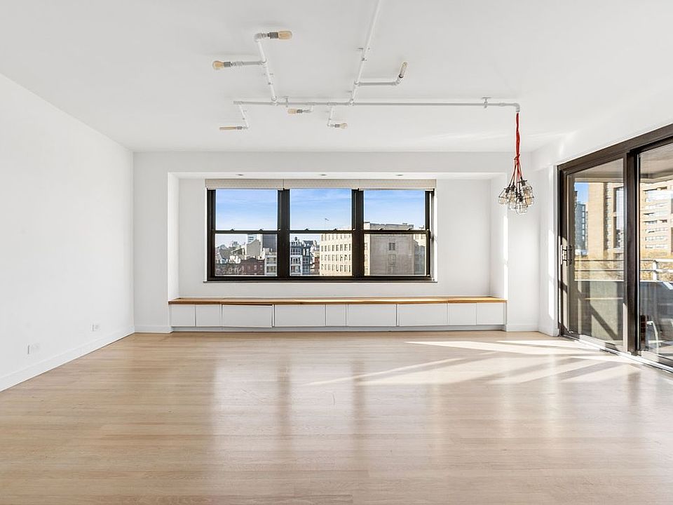 1st image of 387 Grand St APT K707