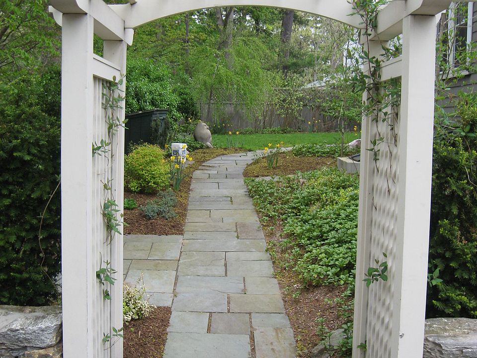 Side garden