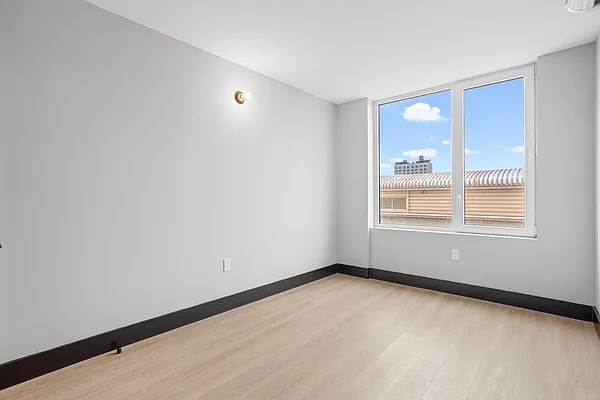 Rented by Reavis | media 24