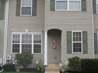 102 Hawthorne Ct, Collegeville, PA 19426