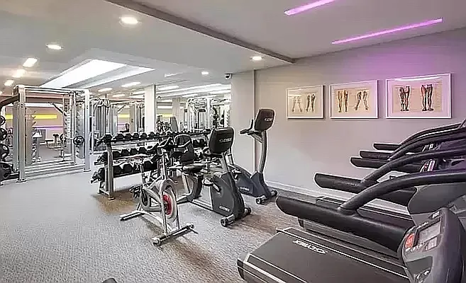 Rented by Compass | media 12