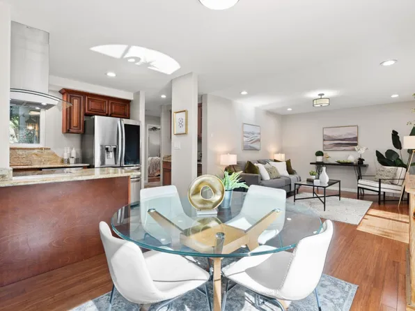 121 Flynn Ave APT B, Mountain View, CA 94043