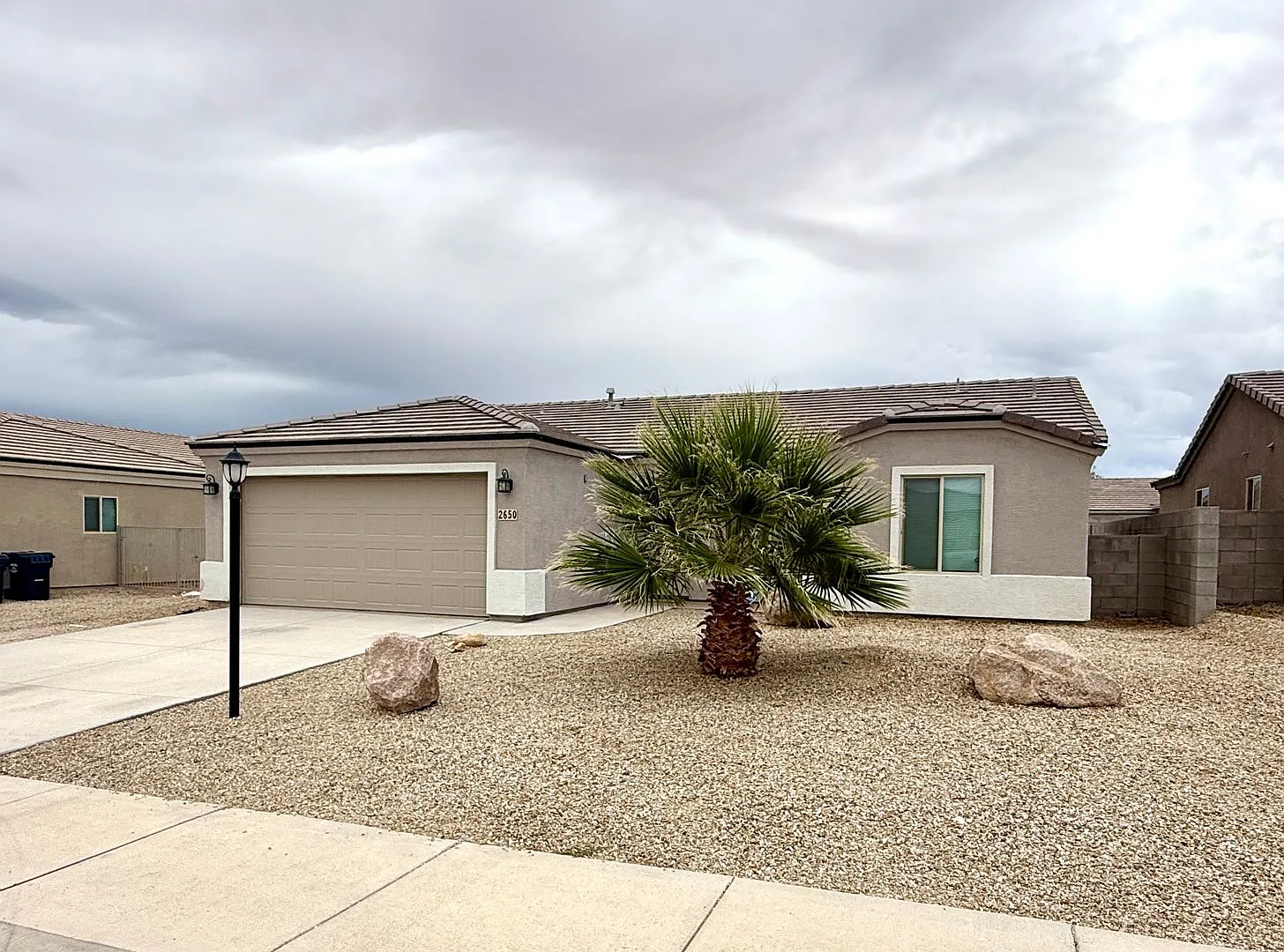 Welcome Home: Beautiful 3-Bedroom, 2-Bath Gem in Cerbast Vistas! — Photo 2