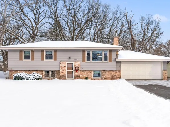 8021 Madison St NE, Spring Lake Park, MN 55432