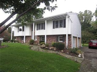 1801 Pinewood Dr, Fairview, PA 16415