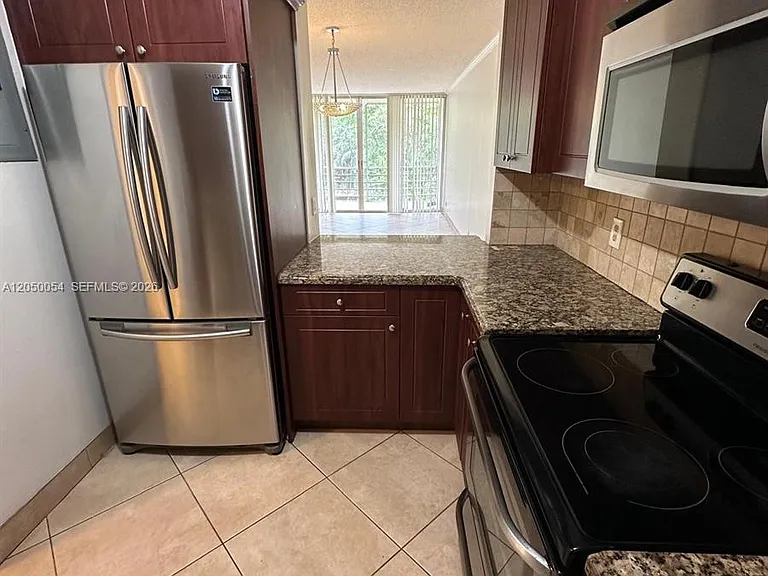 9410 Live Oak Pl #305 — Photo 4