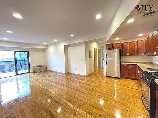1st image of 5828 44th Ave APT 2B