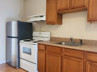 2242 Wharton St #2F, Philadelphia, PA 19146