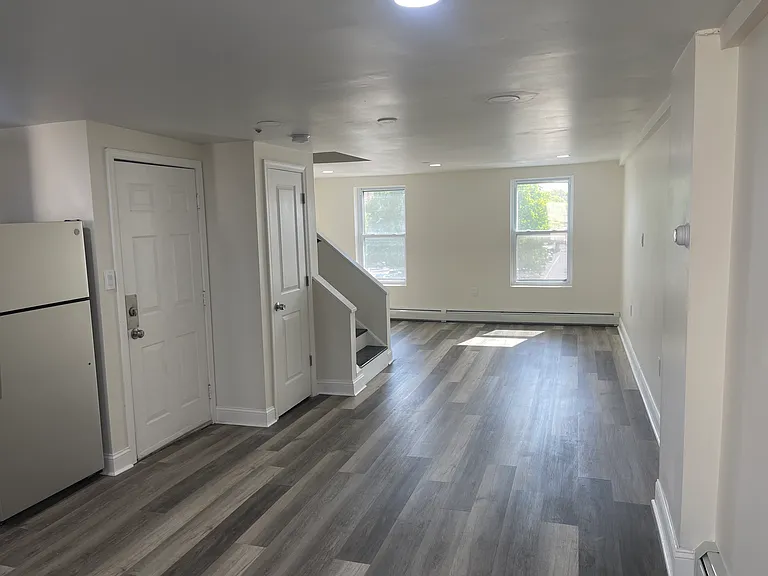 704 S 5th St #3 — Photo 11