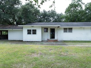 801 S Simmons St, Welsh, LA 70591