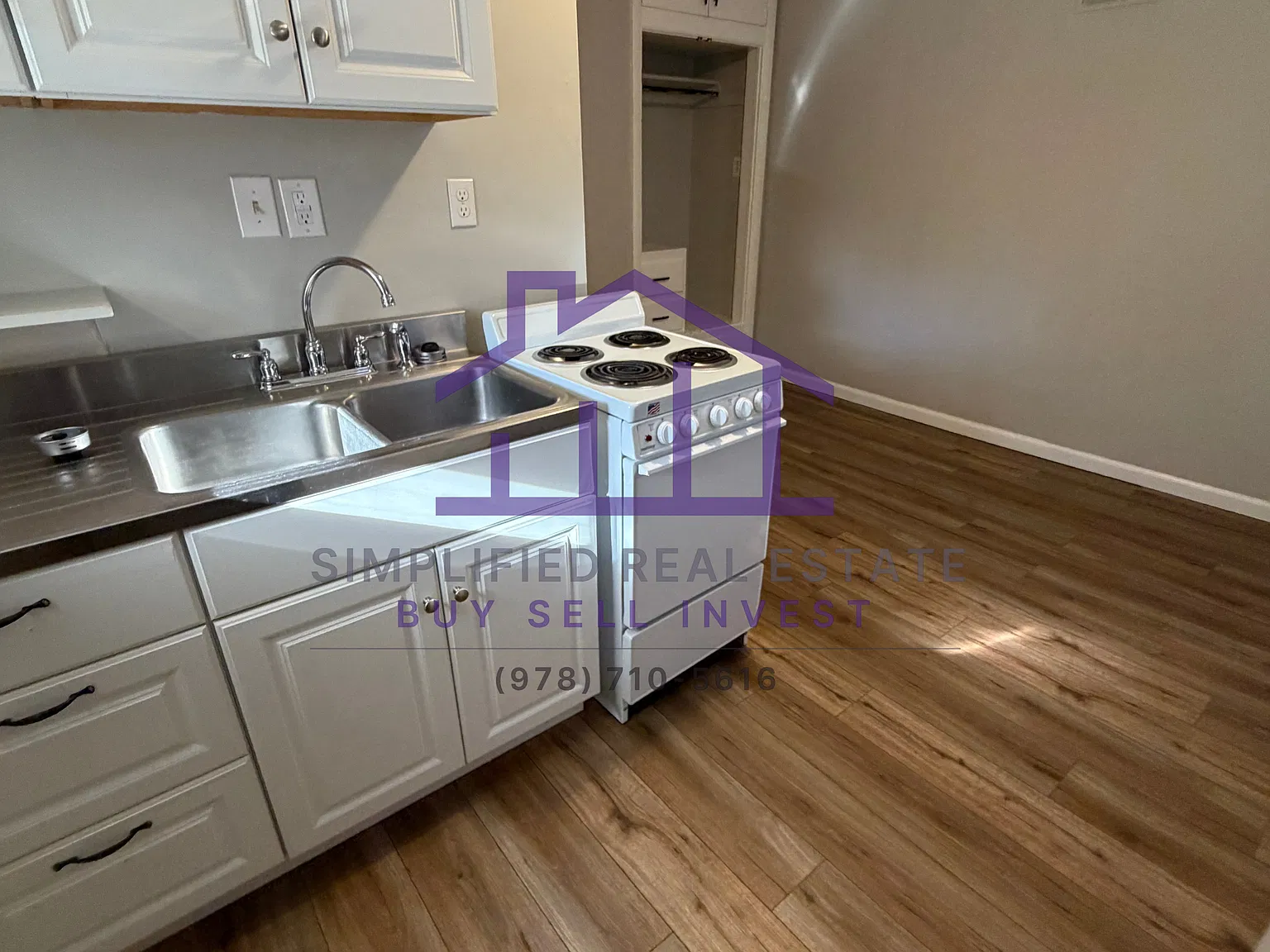 Studio, $1,050 — Photo 2