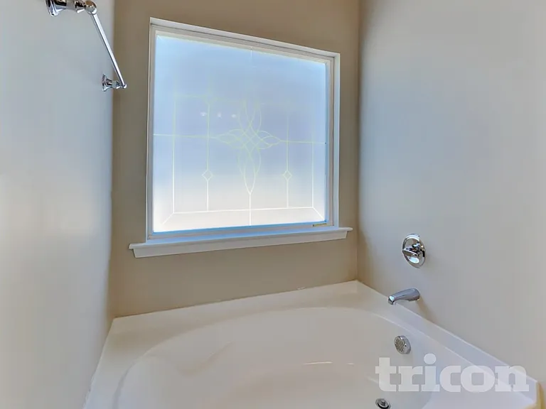 228 Arbor Dr — Photo 9