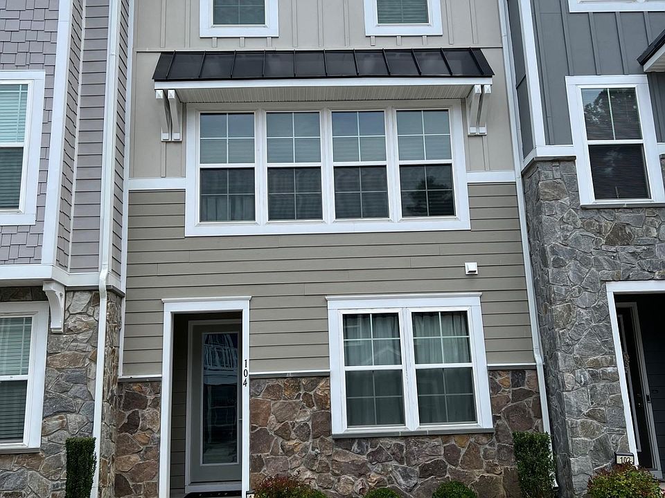 1st image of 104 Daybeacon St