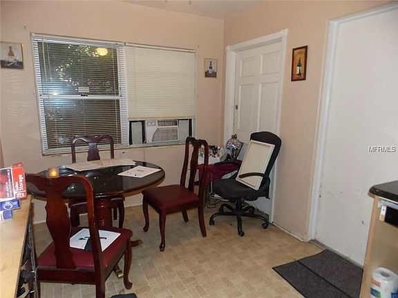4th image of 3011 39th Ave N