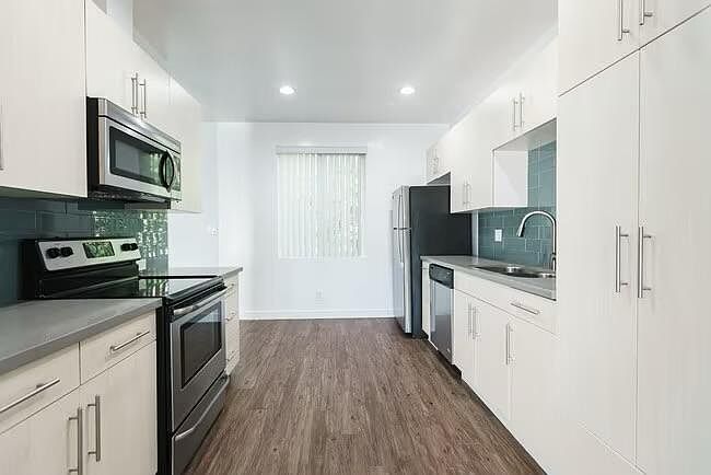 1st image of 1865 N Fuller Ave #23