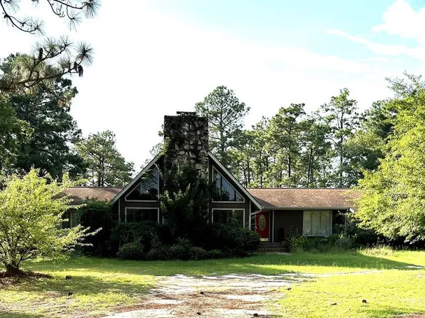 117 Lake Wisteria Dr, Tifton, GA 31794