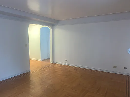 Rented by Showcase Realty | media 17