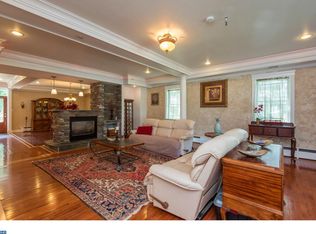 5 Rose Ln, West Chester, PA 19380