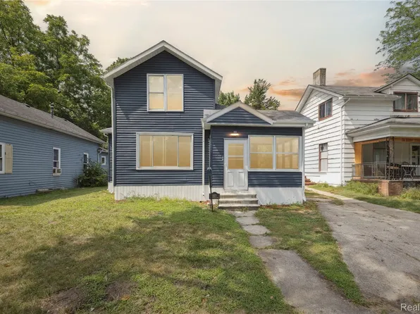 521 N Granger St, Saginaw, MI 48602