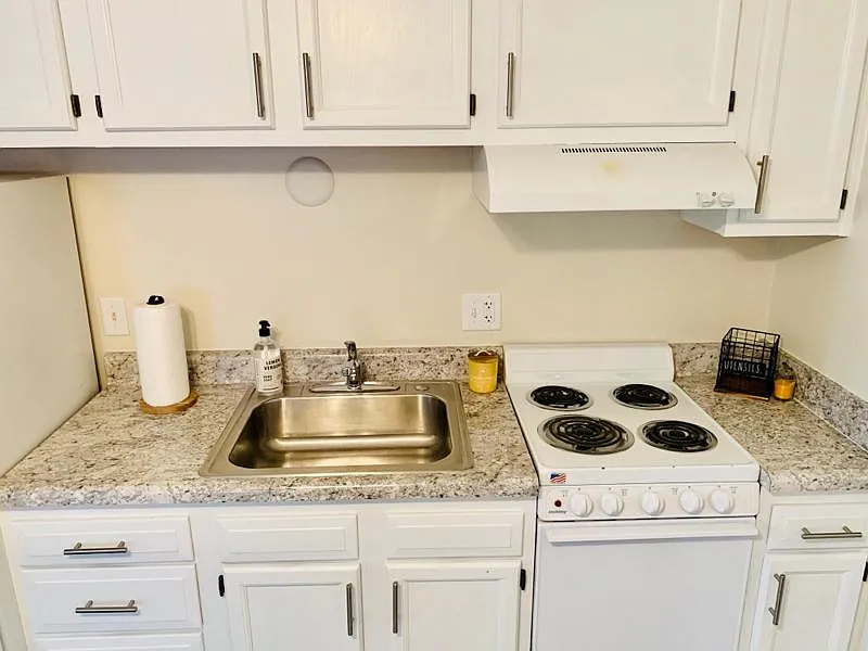 2 bed, 900 sqft, $1,195 — Photo 4