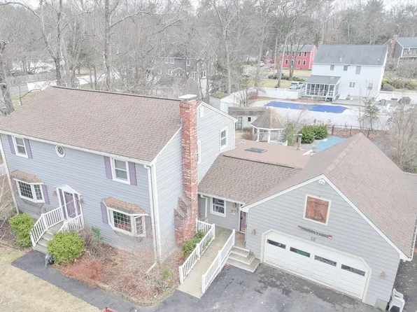 10 Brookside Rd, Mansfield, MA 02048