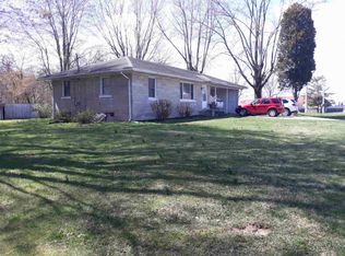 7233 Oak Grove Rd, Newburgh, IN 47630