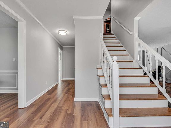 3rd image of 236 Hidden Ct