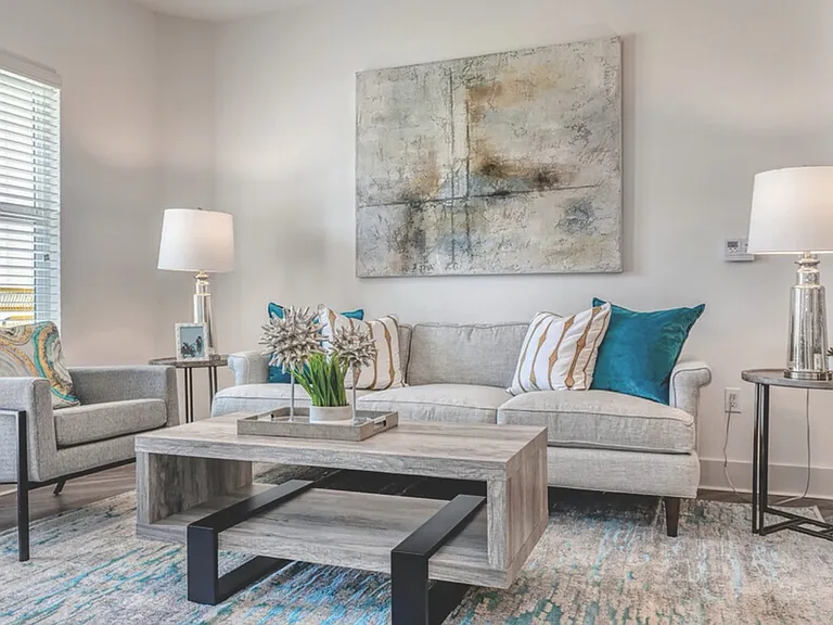 Venice Isles Luxury Apartments — Photo 18