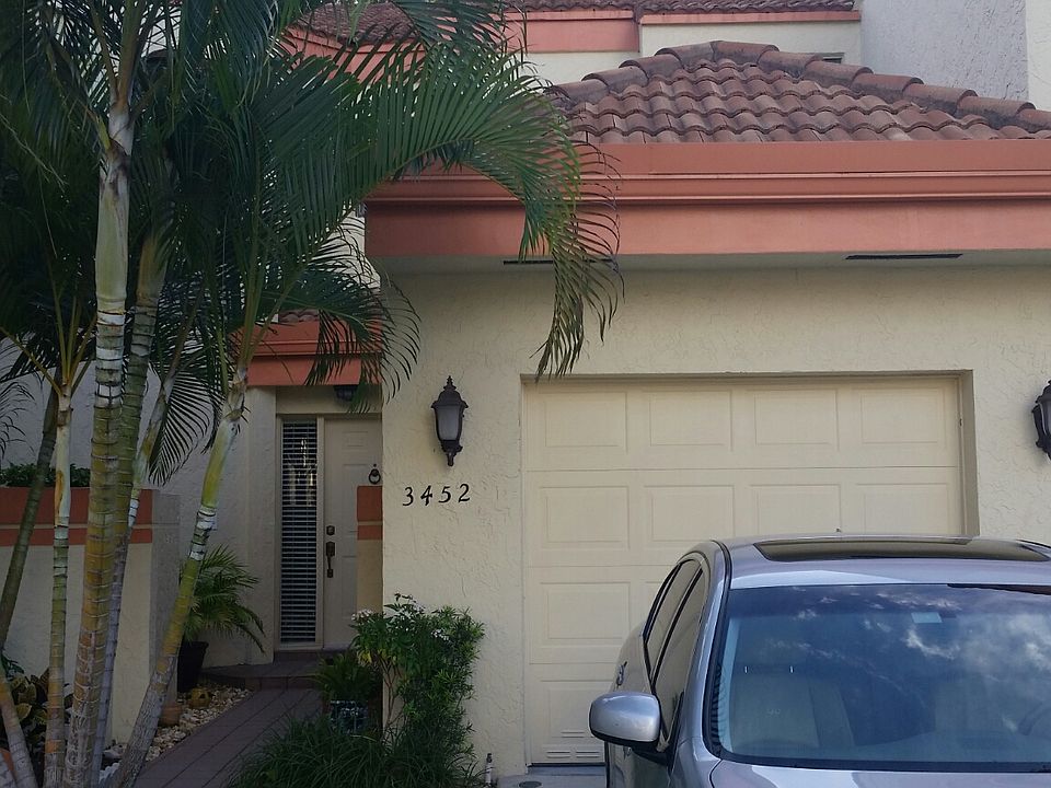 1st image of 3452 Laurel Oaks Ln #2204