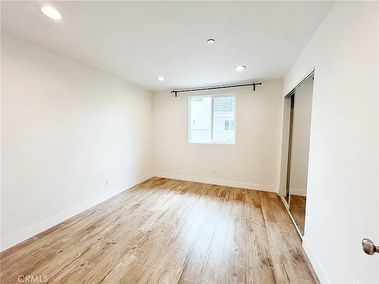 10826 Morrison St — Photo 22
