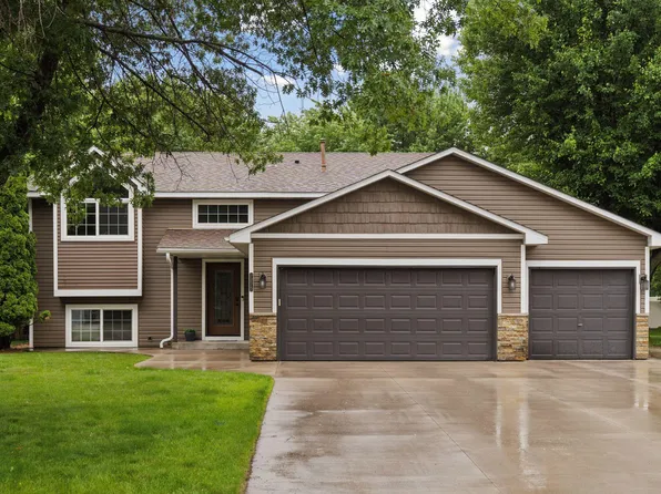 7275 Heather Ct N, Circle Pines, MN 55014