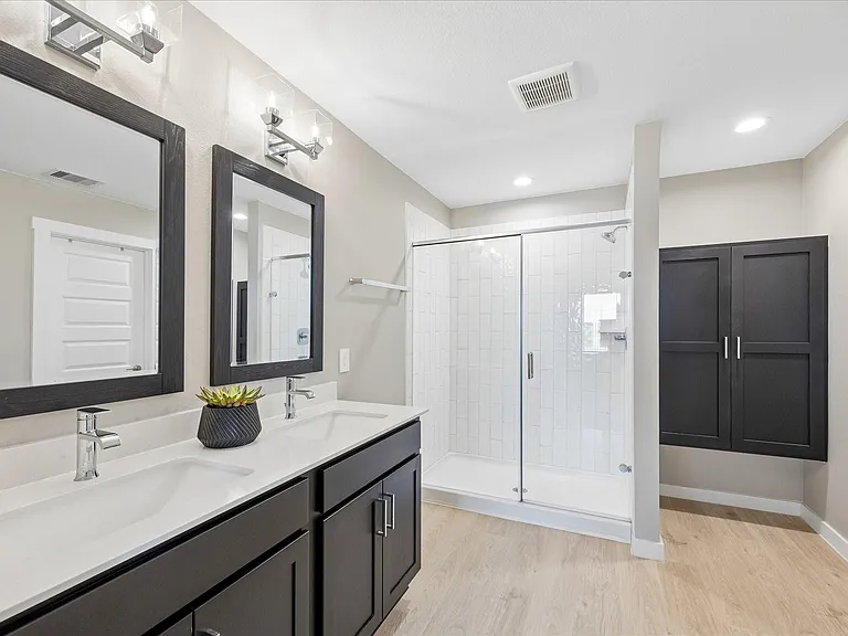 3335 Kendleshire Ln — Photo 21